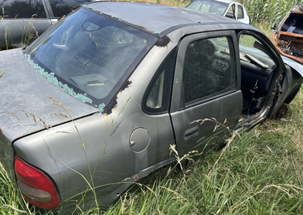 Repuestos de Chevrolet Corsa por PARTES / REPUESTOS